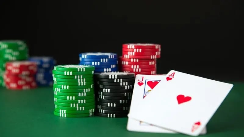 Các trường hợp đặc biệt trong xì dách cái bao nhiêu được xét